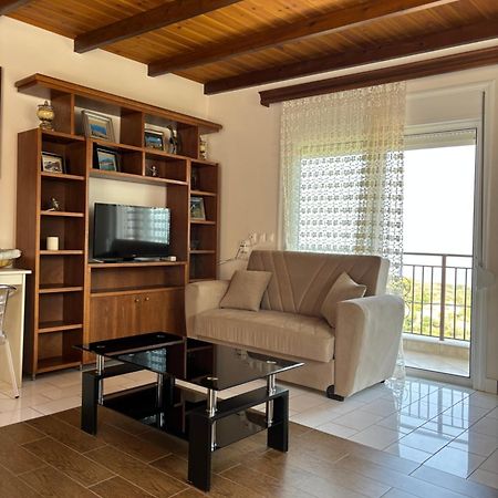 קיפריסיה -Tsiakos Apartment- In Vryses מראה חיצוני תמונה